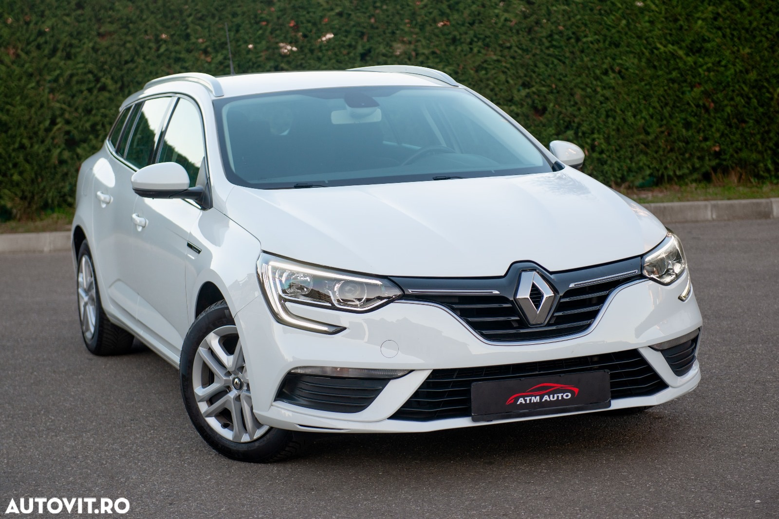 Renault Megane BLUE dCi 115 BUSINESS EDITION - 3