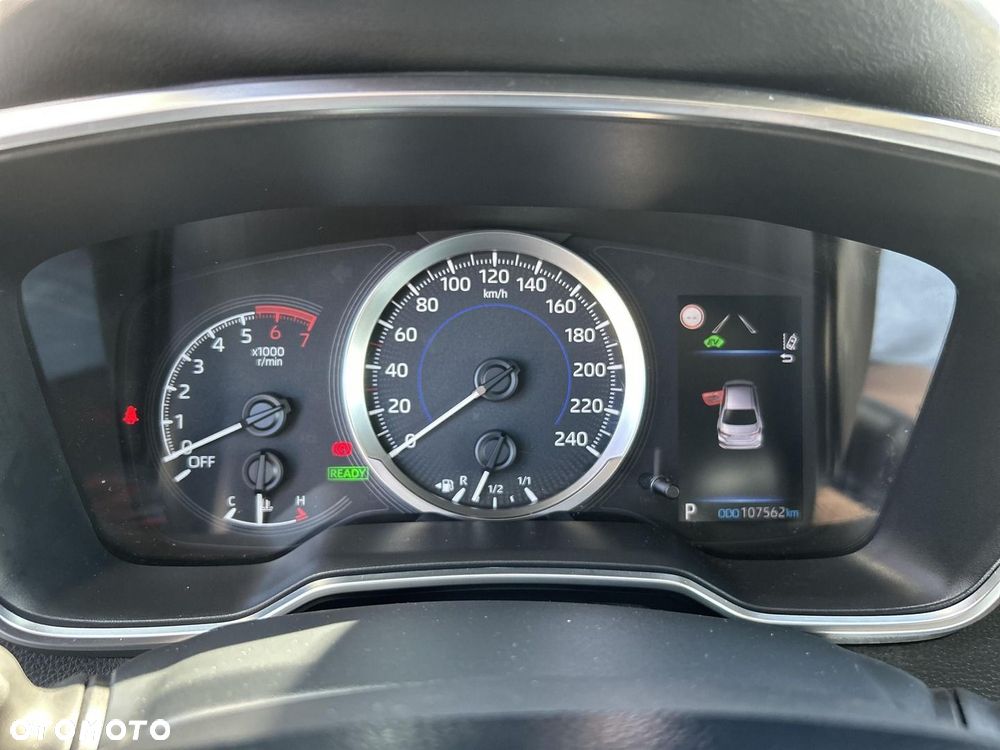 Toyota Corolla 1.8 Hybrid Comfort - 17