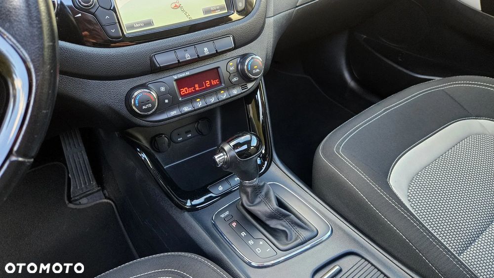 Kia Ceed 1.6 GDI DCT Platinum Edition - 30