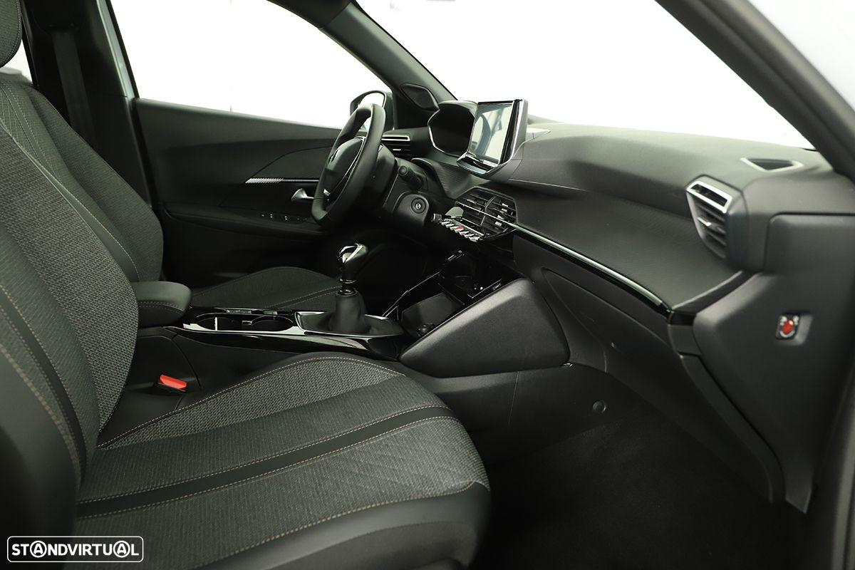 Peugeot 2008 1.2 PureTech Allure - 14