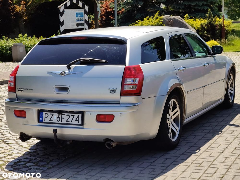 Chrysler 300C - 17