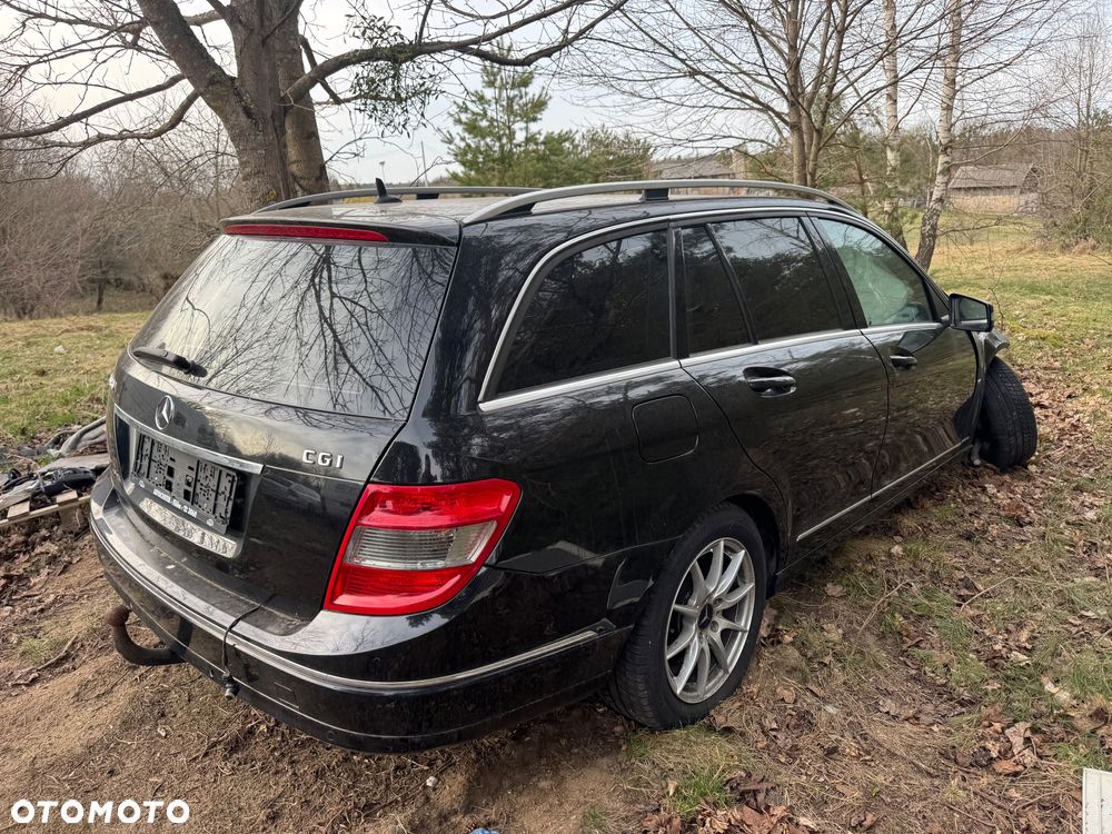 Mercedes-Benz Klasa C 200 (BlueEFFICIENCY) 7G-TRONIC Avantgarde - 2