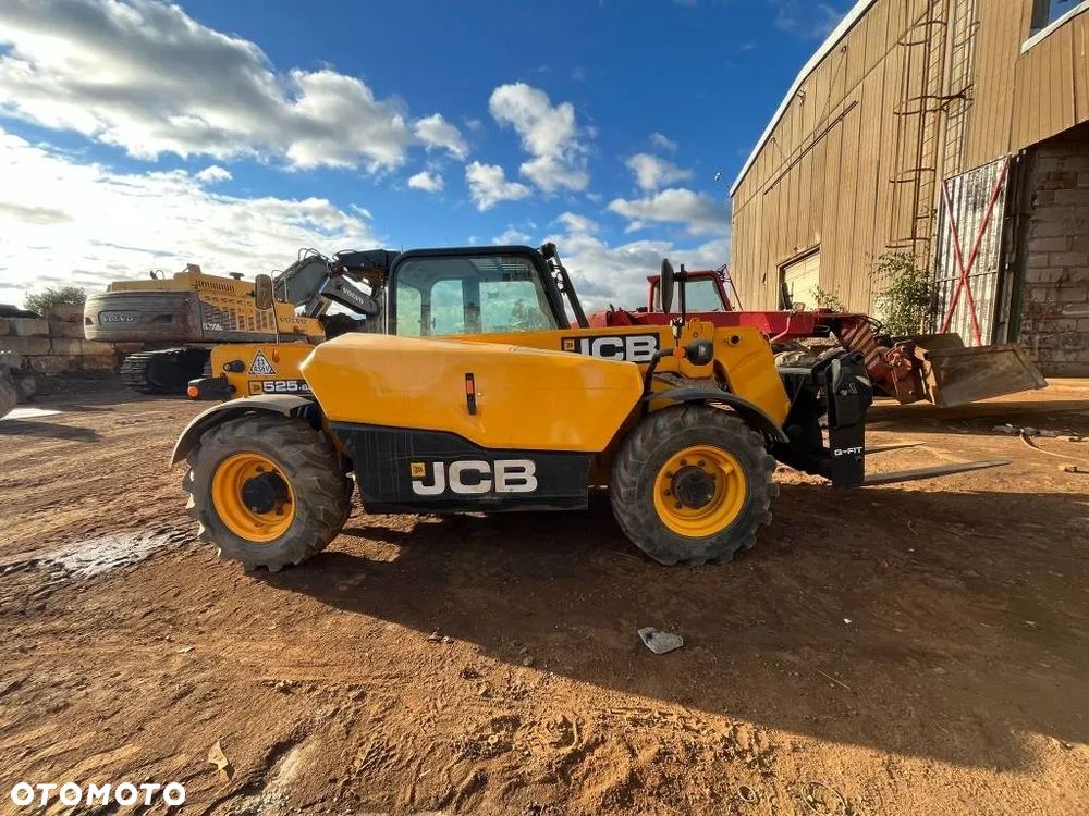 JCB - 5