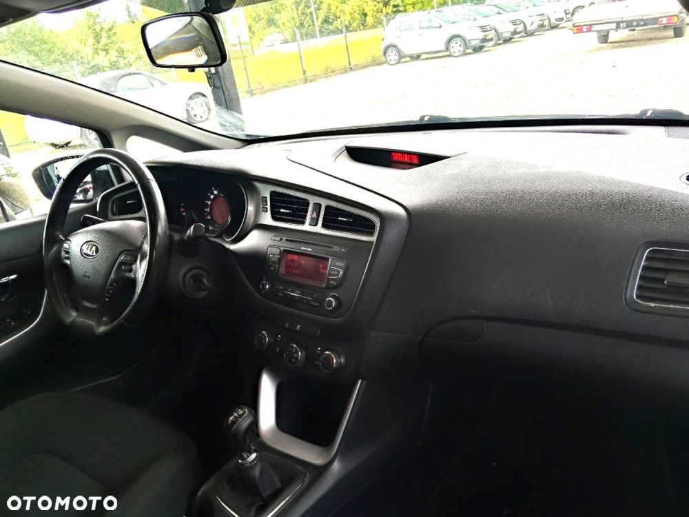 Kia Ceed - 7