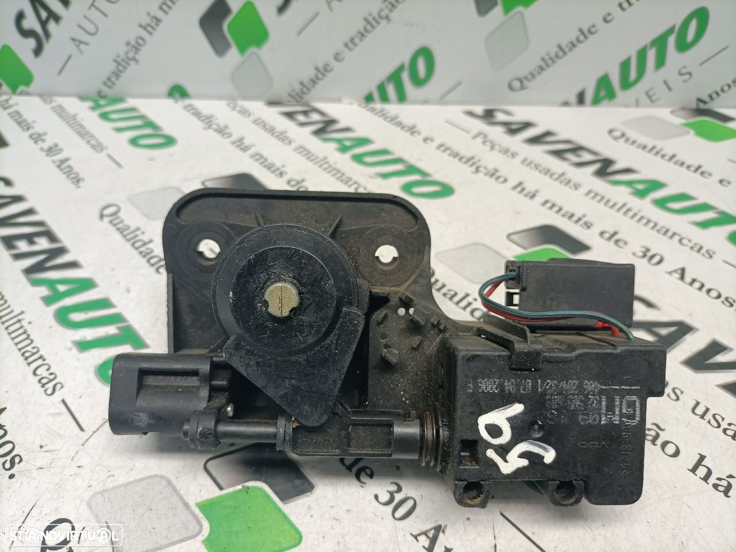 Interruptor / Switch / Botão Da Mala Opel Corsa C (X01) - 2