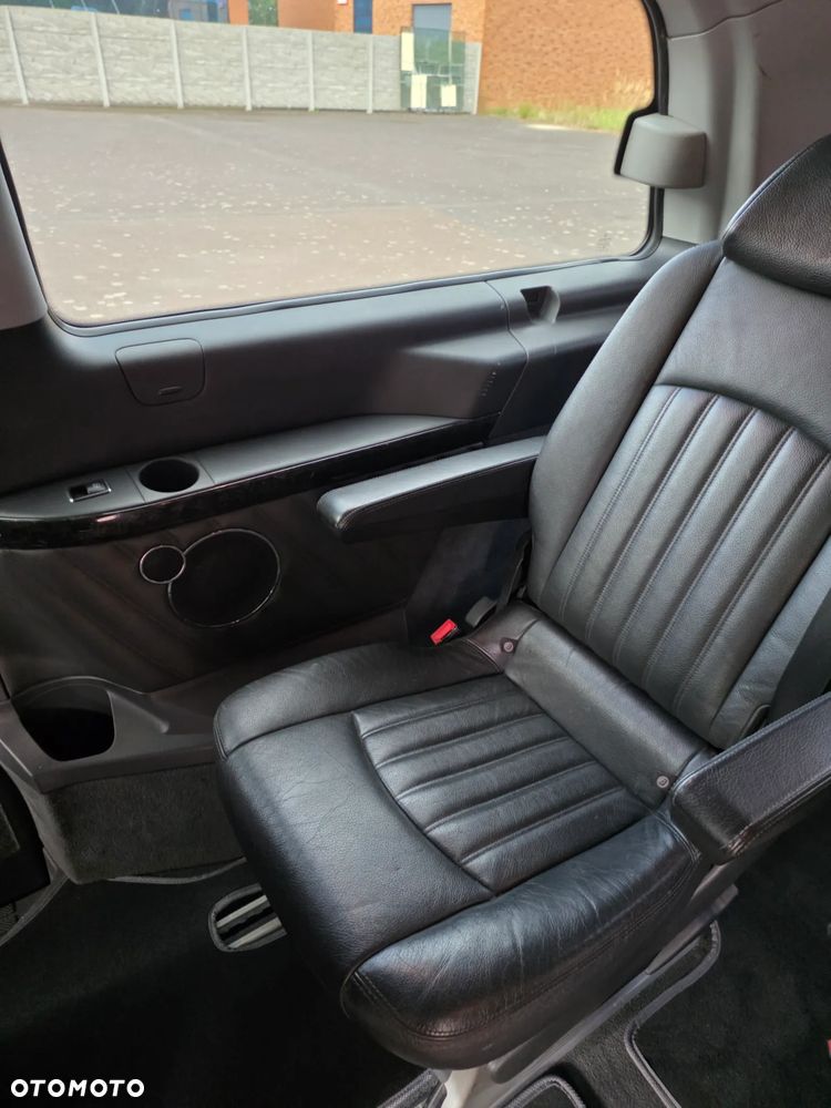 Mercedes-Benz Viano 3.0 CDI Ambiente (długi) - 28