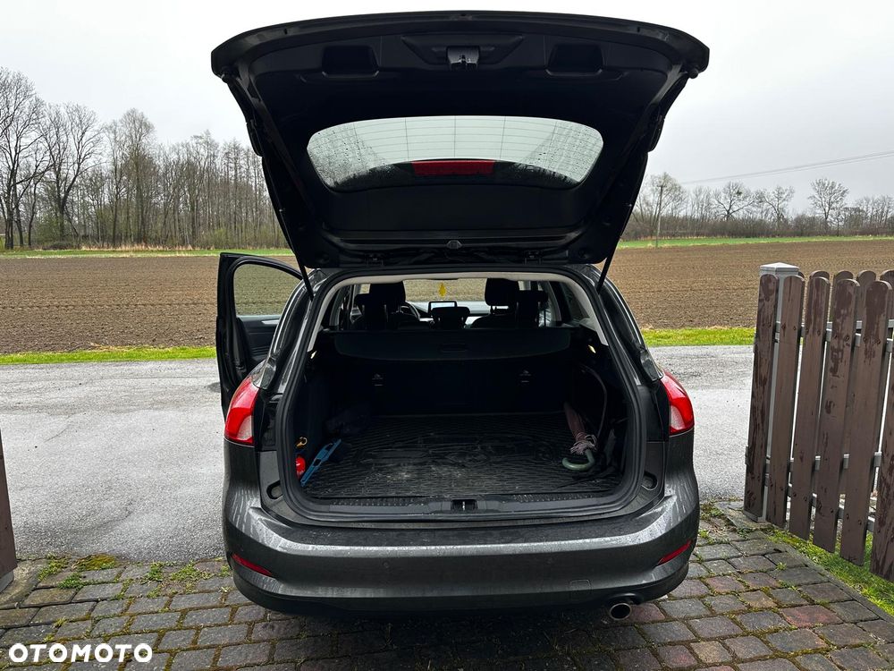 Ford Focus 1.5 EcoBlue Start-Stopp-System TITANIUM - 9