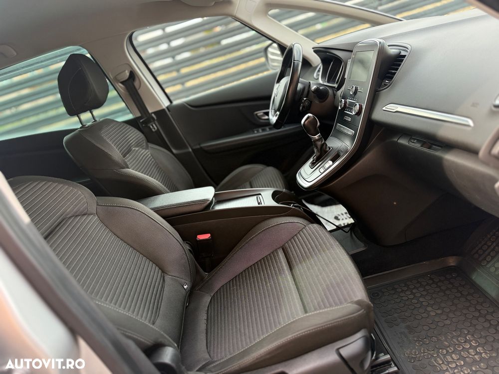 Renault Scenic - 7