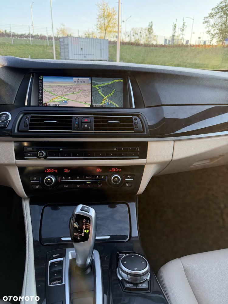 BMW Seria 5 520d - 8