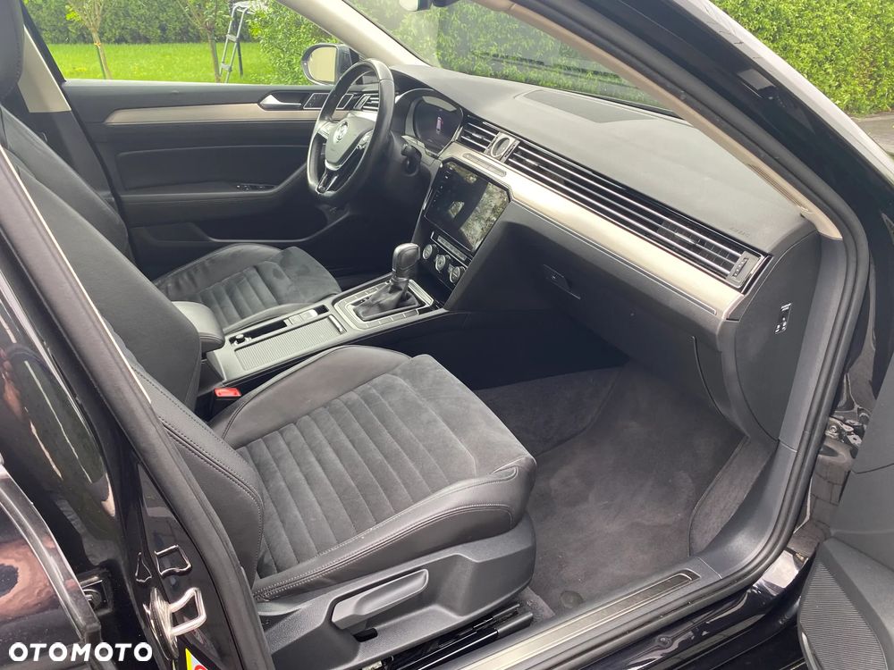 Volkswagen Passat 2.0 TDI SCR DSG Highline - 12