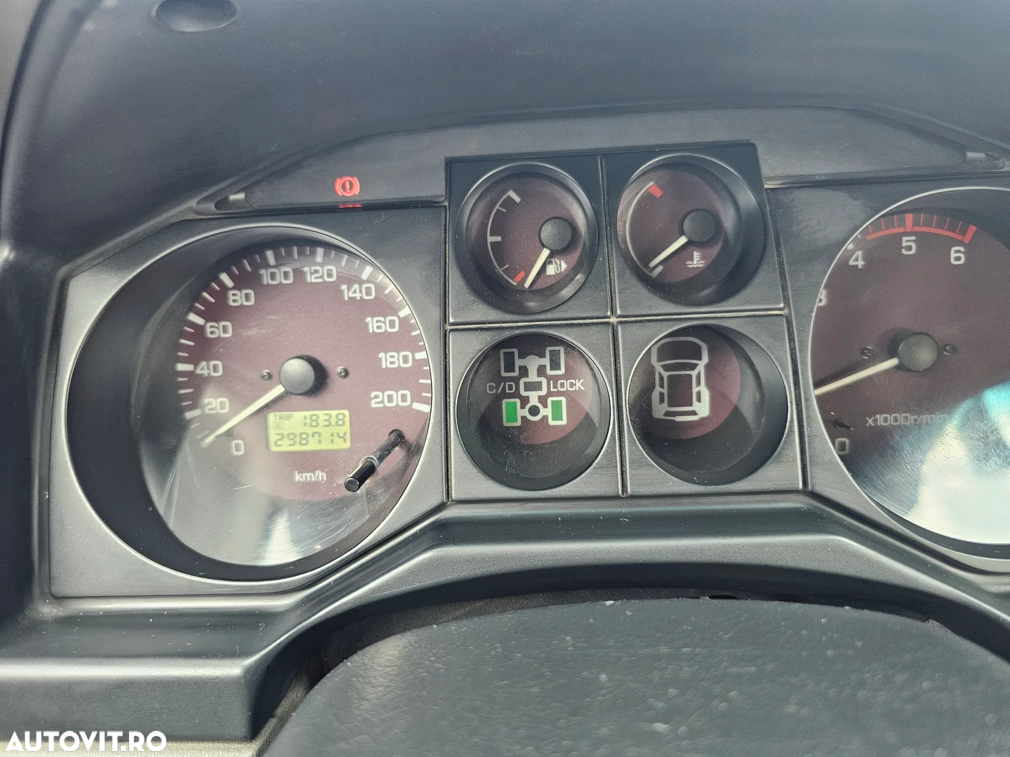 Mitsubishi Pajero - 13