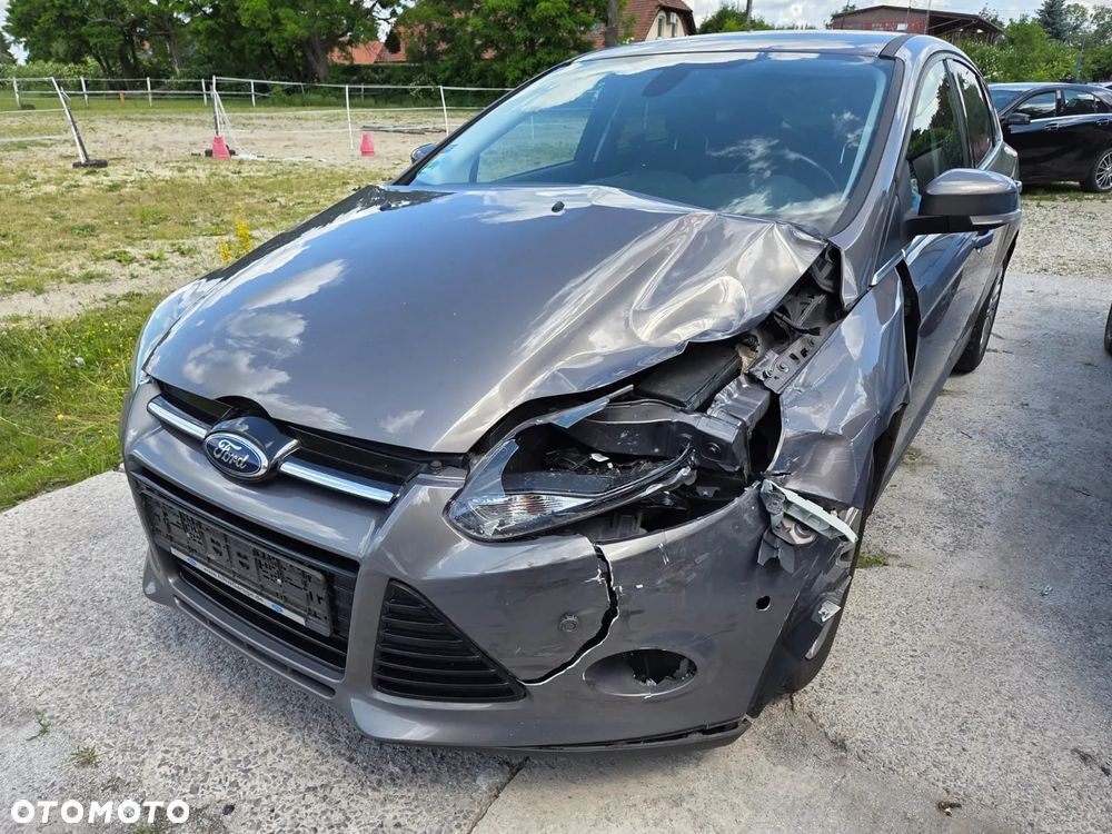Ford Focus 1.5 EcoBoost STart-Stopp-System TITANIUM - 25