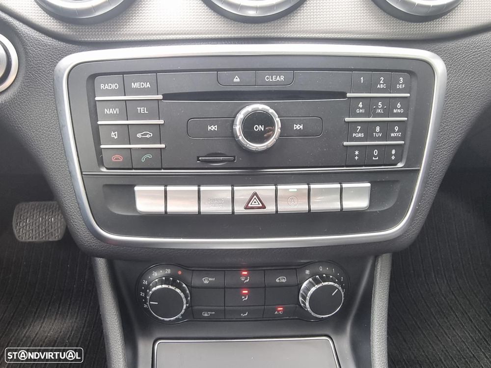 Mercedes-Benz CLA 180 d Urban Aut. - 27