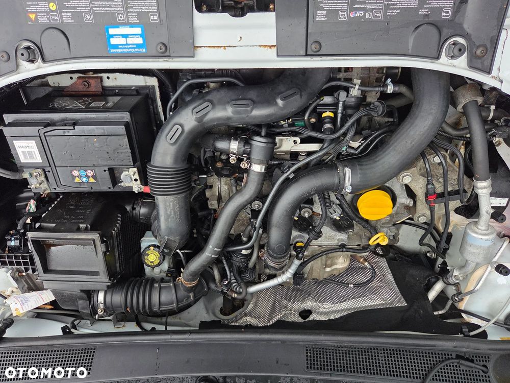 Dacia Sandero TCe 90 Celebration - 32