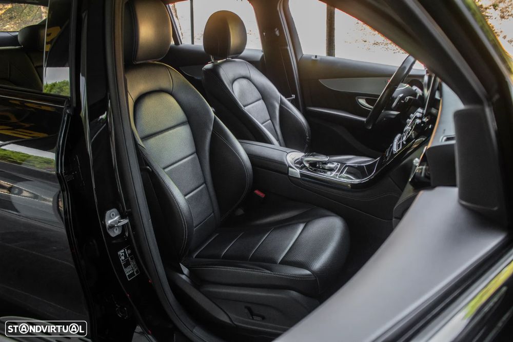 Mercedes-Benz GLC 250 d 4Matic 9G-TRONIC AMG Line - 29