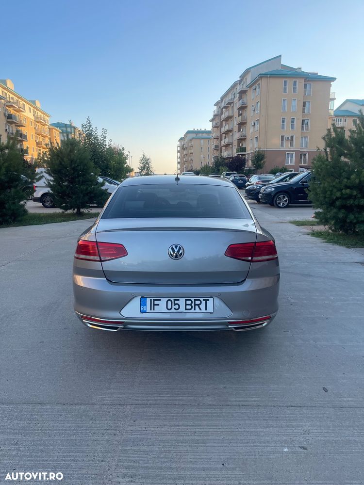 Volkswagen Passat 2.0 TDI DSG Comfortline - 6