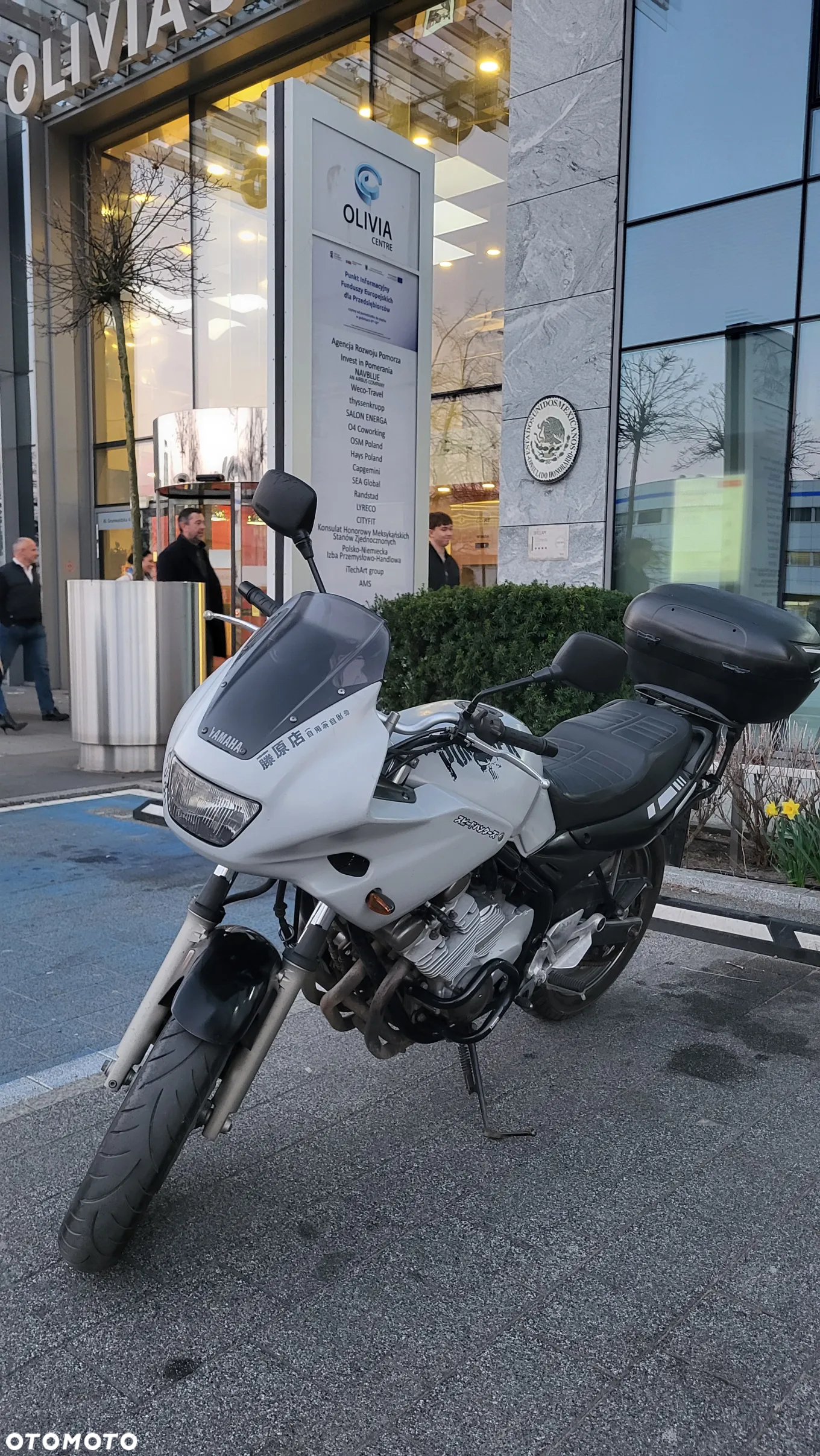 Yamaha XJ - 2