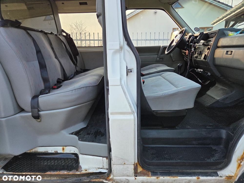 Volkswagen Transporter - 13