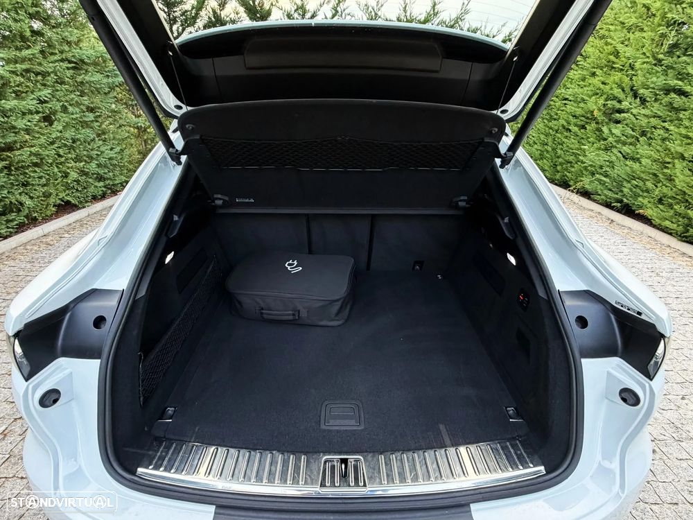 Porsche Cayenne E-Hybrid Tiptronic S Black Edition - 30