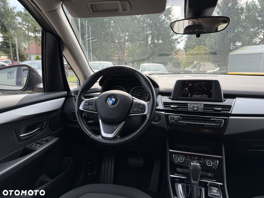BMW Seria 2 218i Advantage - 15