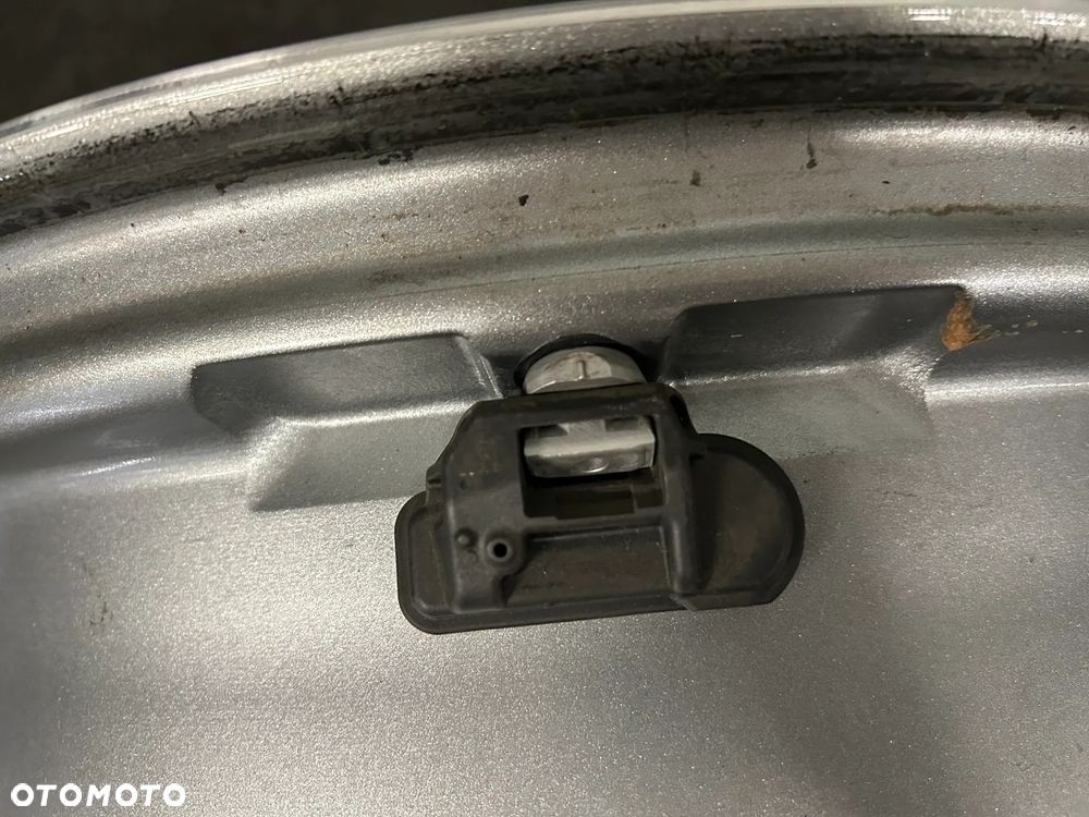 Alufelgi Mercedes C-Klasa W205, W204, E-Klasa W212, V-Klasa 18 cali 5x112 4szt. Ładne z czujnikami! - 13