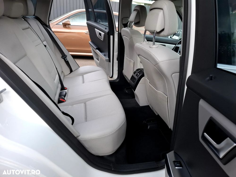 Mercedes-Benz GLK 200 CDI DPF BlueEFFICIENCY 7G-TRONIC - 13