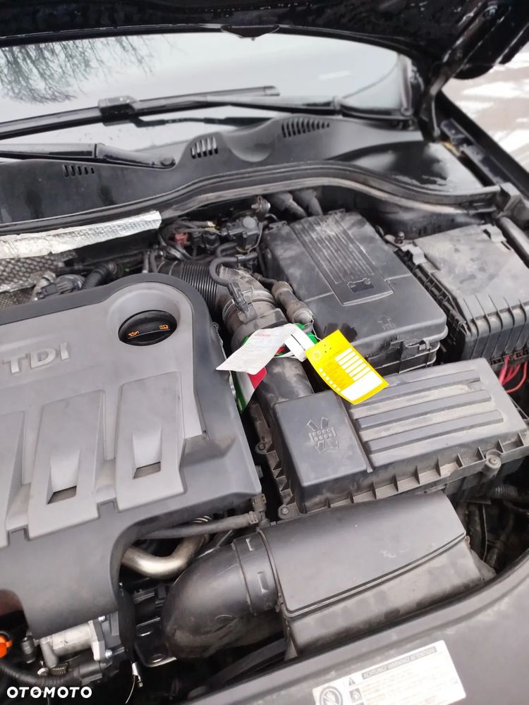 Volkswagen Passat 2.0 TDI 4Mot Highline DSG - 9