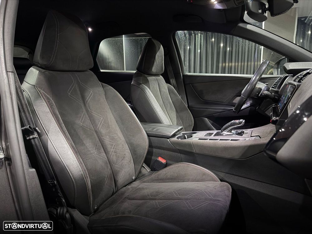 DS DS7 Crossback 1.5 BlueHDi Performance Line EAT8 - 33