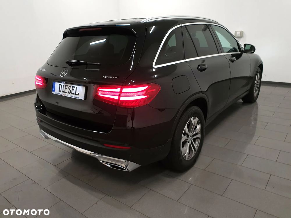 Mercedes-Benz GLC - 6