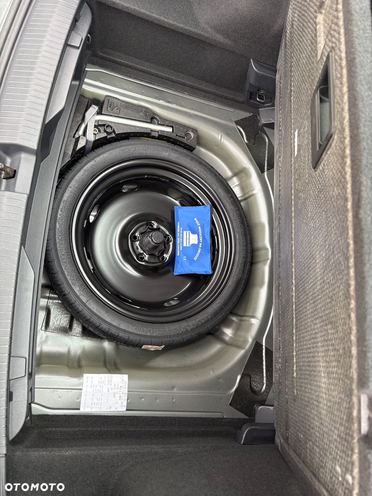 Volkswagen T-Roc 1.5 TSI Style - 31