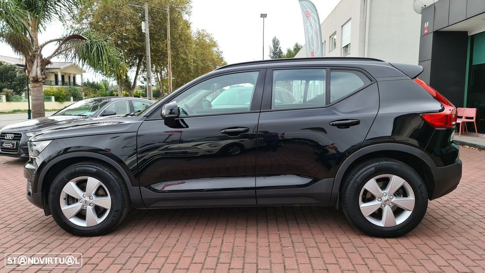 Volvo XC 40 1.5 T2 Momentum Plus - 10