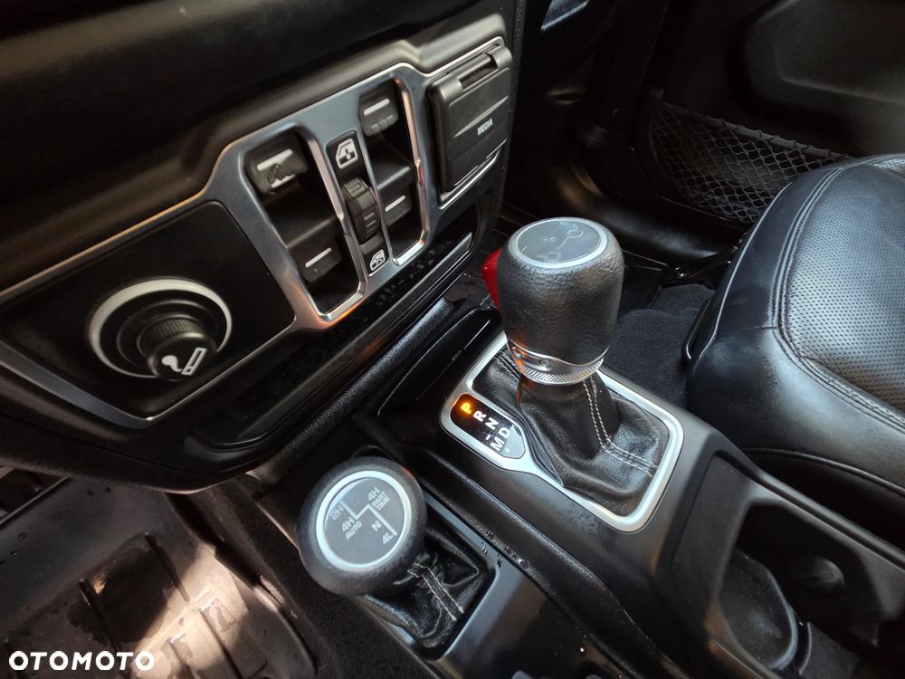 Jeep Wrangler Unlimited GME 2.0 Turbo Sahara - 18