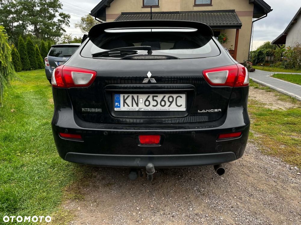 Mitsubishi Lancer - 2