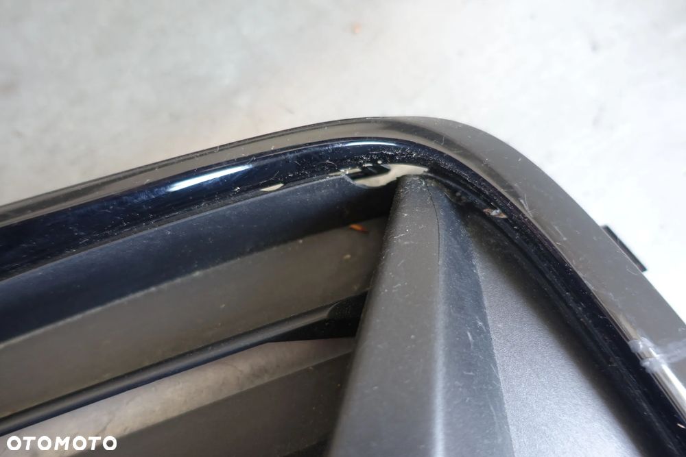 KRATKA ZDERZAKA PRAWA LEWA AUDI Q3 II  18r.- 83A - 6