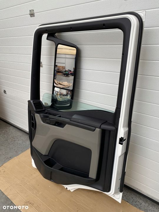 Drzwi prawe MAN TGL NOWY MODEL 2021r - 4