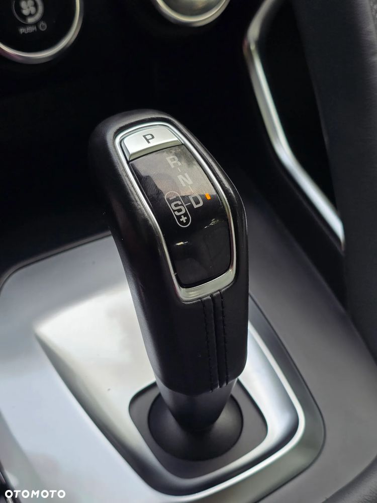 Jaguar E-Pace D150 AWD HSE - 32
