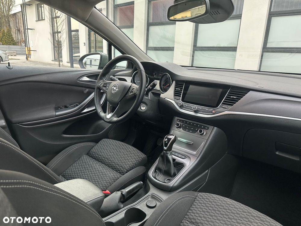 Opel Astra 1.6 BiTrb D (CDTI) Start/Stop Innovation - 27