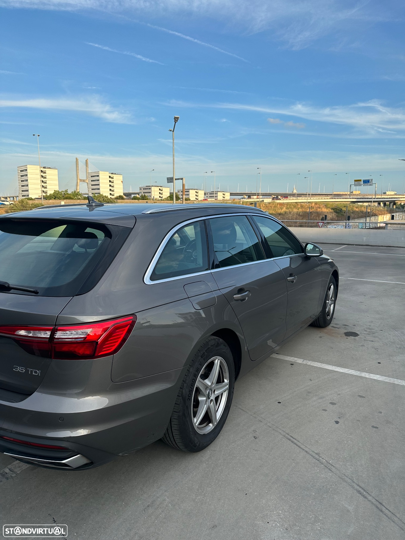 Audi A4 Avant 35 TDI Advanced S tronic - 17