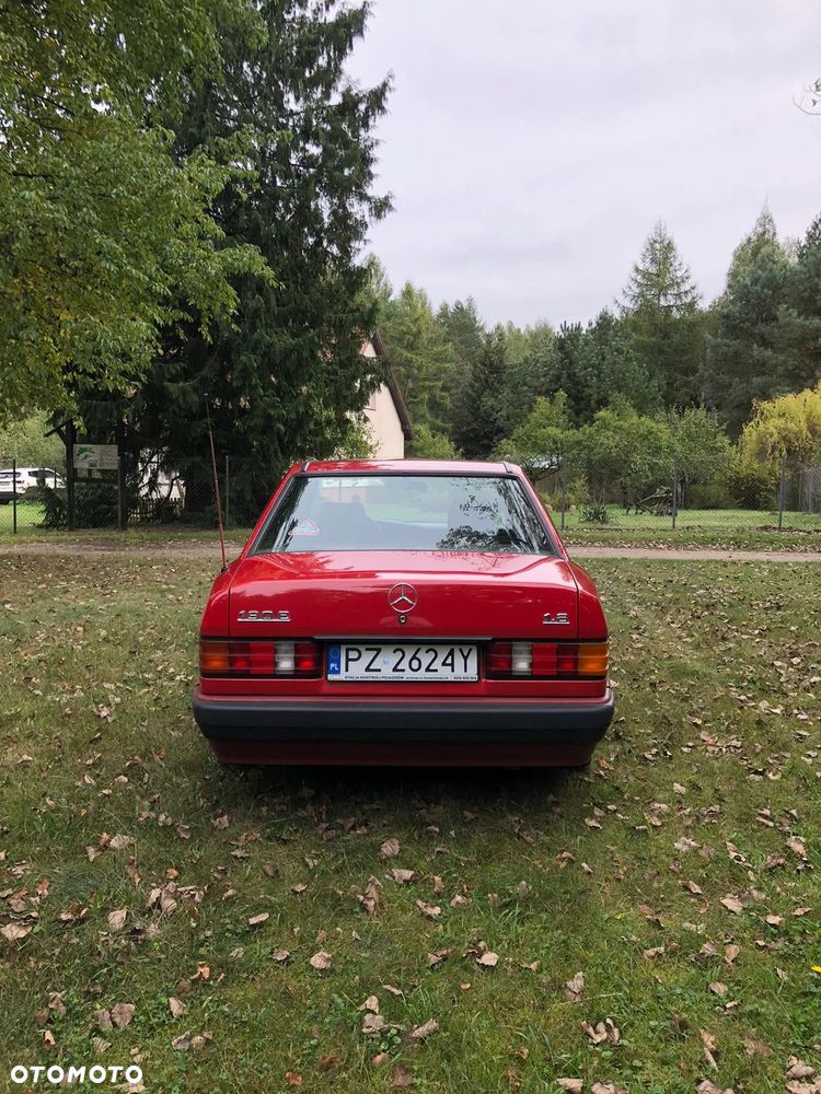 Mercedes-Benz W201 (190) - 6