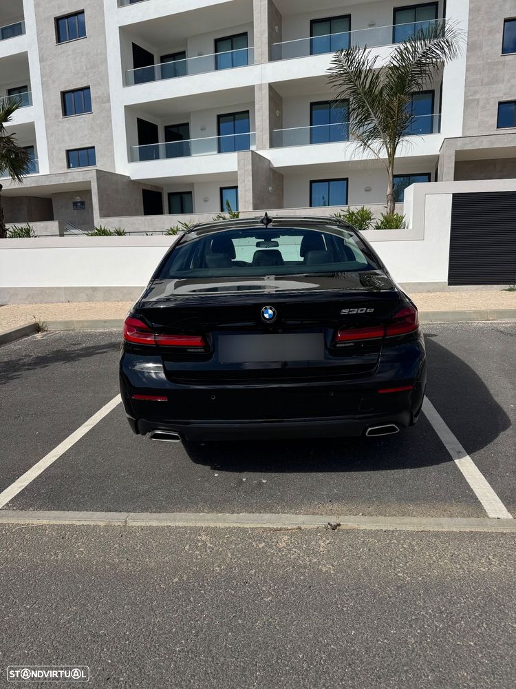 BMW 530 e Line Luxury - 3