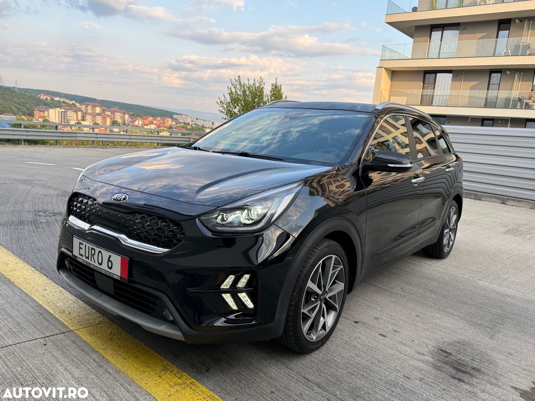 Kia Niro 1.6 GDI 2WD Aut. Spirit - 1