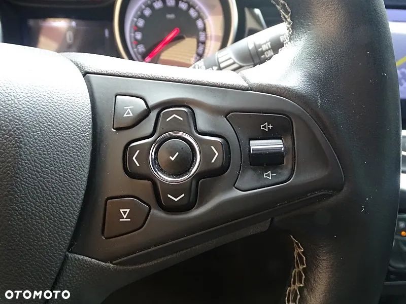Opel Astra 1.4 Turbo Dynamic - 29