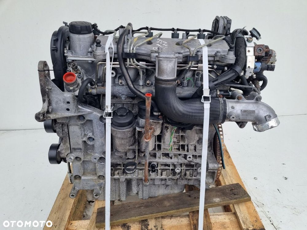 SILNIK KOMPLET Volvo V70 II 2.4 D5 163KM pali D5244T - 4