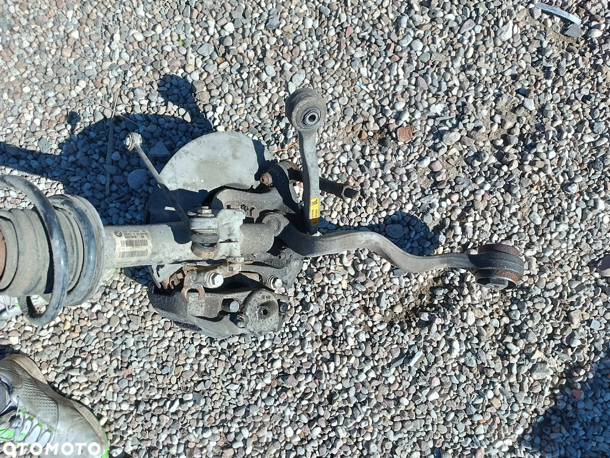 BMW E60 lift 2.0D ZWROTNICA LEWA (KIEROWCA) PRZÓD KOMPLET AMORTYZATORY PIASTA WACHACZE - 6