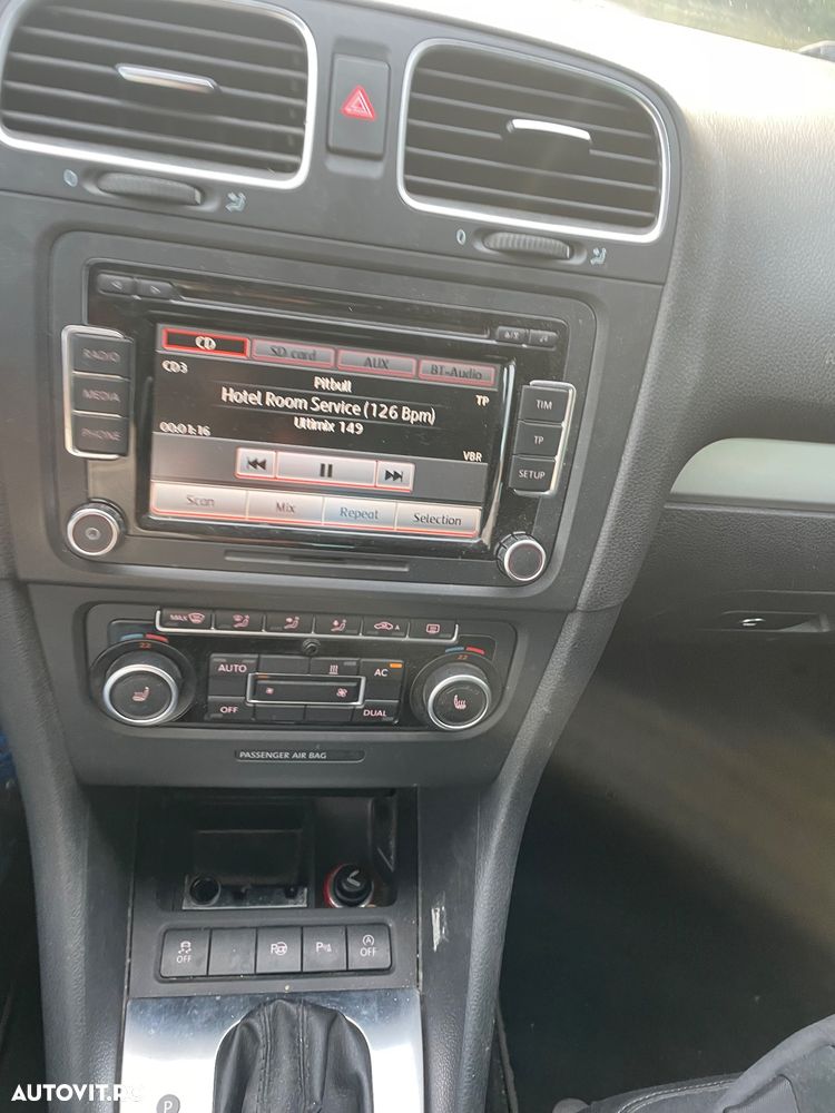 Volkswagen Golf 1.6 TDI BlueMotion Technology DPF Highline DSG - 26