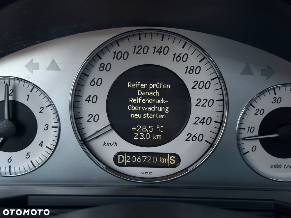 Mercedes-Benz Klasa E 350 Avantgarde - 23