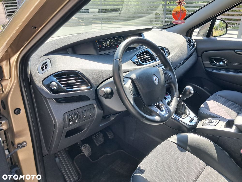Renault Scenic dCi 110 Expression - 25