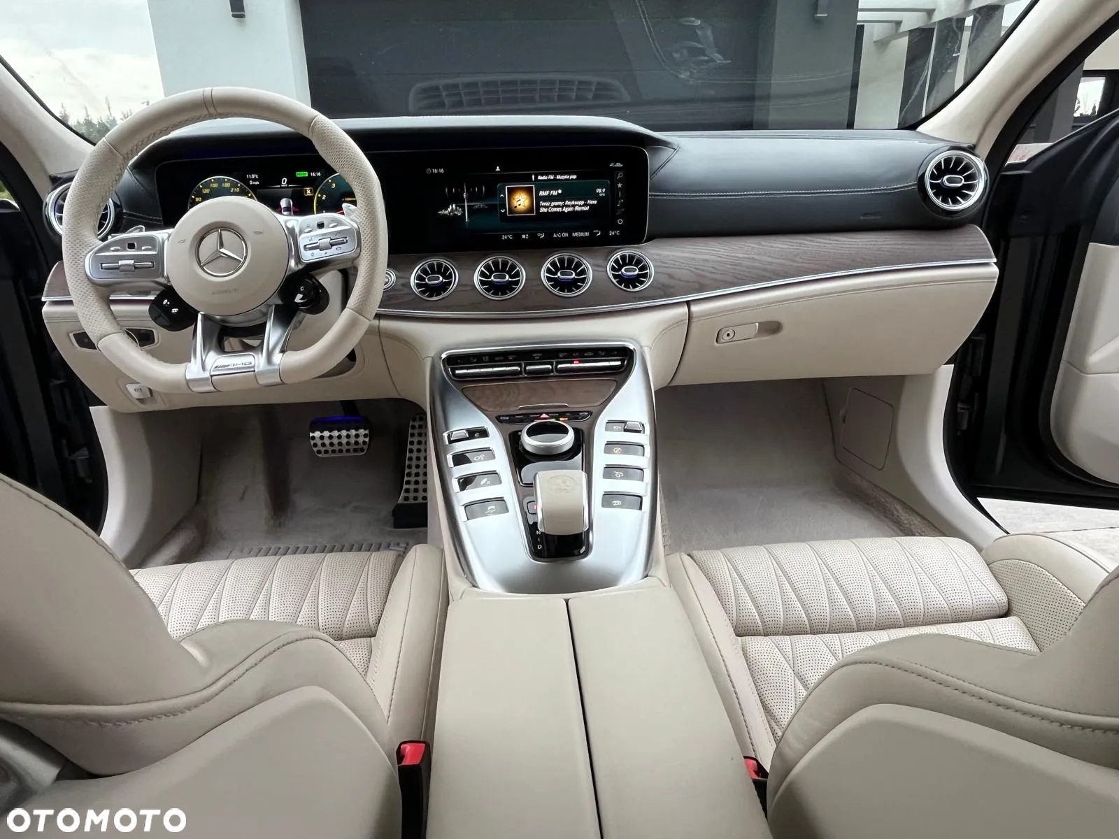 Mercedes-Benz AMG GT 53 4-Matic+ - 9