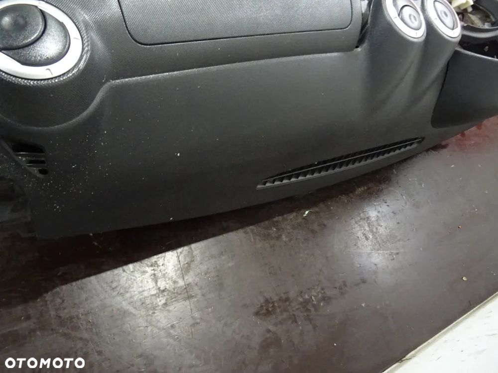 DACIA SANDERO 08-12 DESKA ROZDZIELCZA KOKPIT PODUSZKI PASY - 11