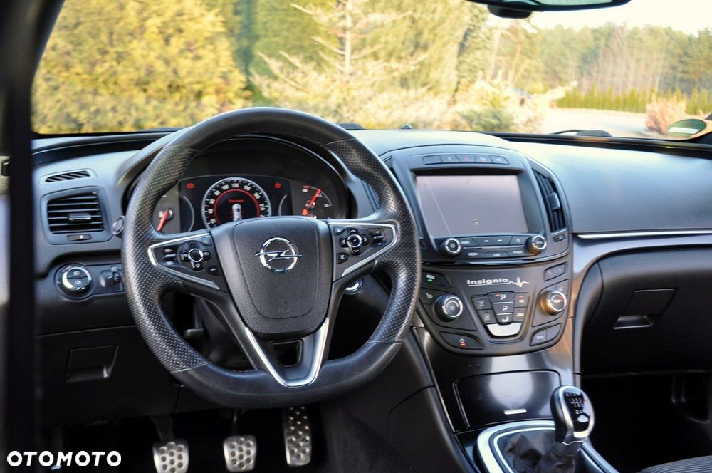 Opel Insignia - 29